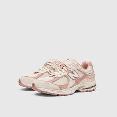 FIGS | New Balance 2002R - Cool Clay
