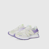 FIGS | New Balance 327