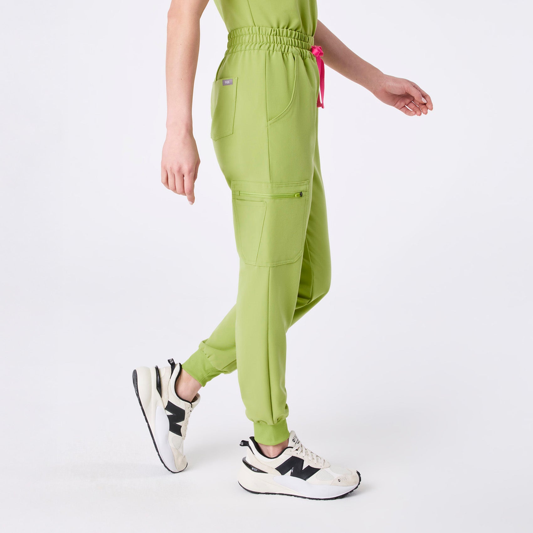Uman High-Rise Jogger Scrub Pant - Matcha