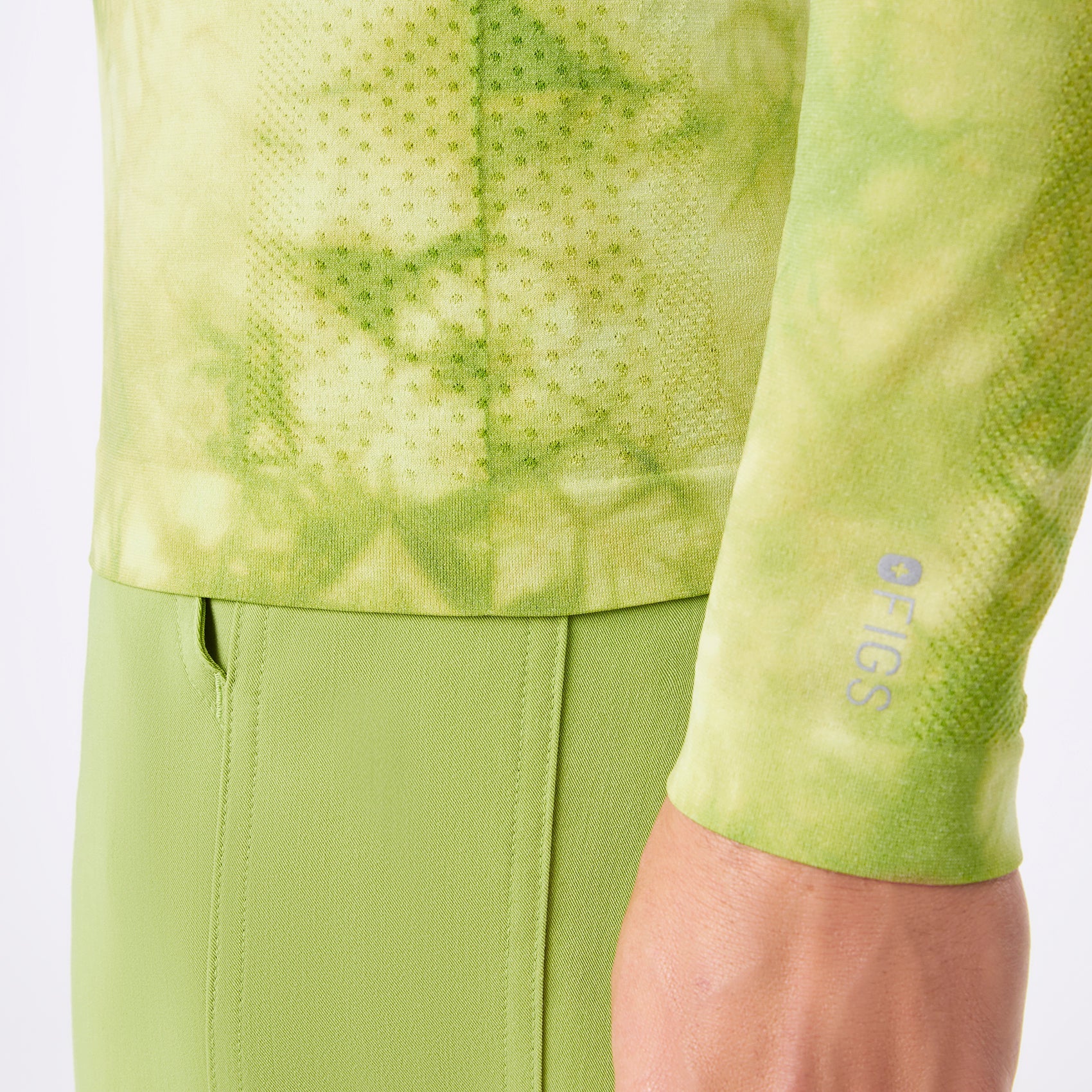 Makato Seamless Long-Sleeve Underscrub - Tie Dye Matcha
