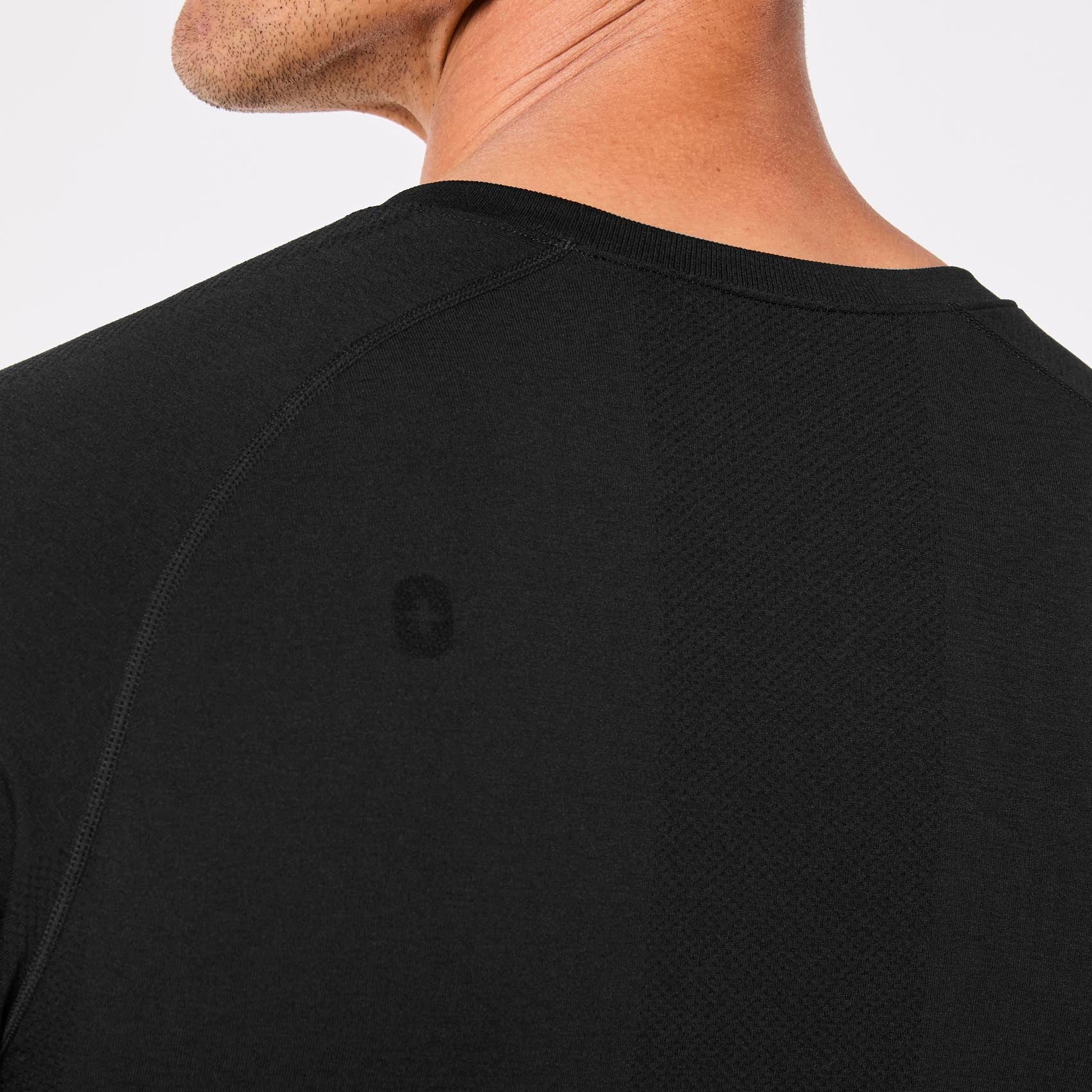 Makato Seamless Short-Sleeve Underscrub - Black