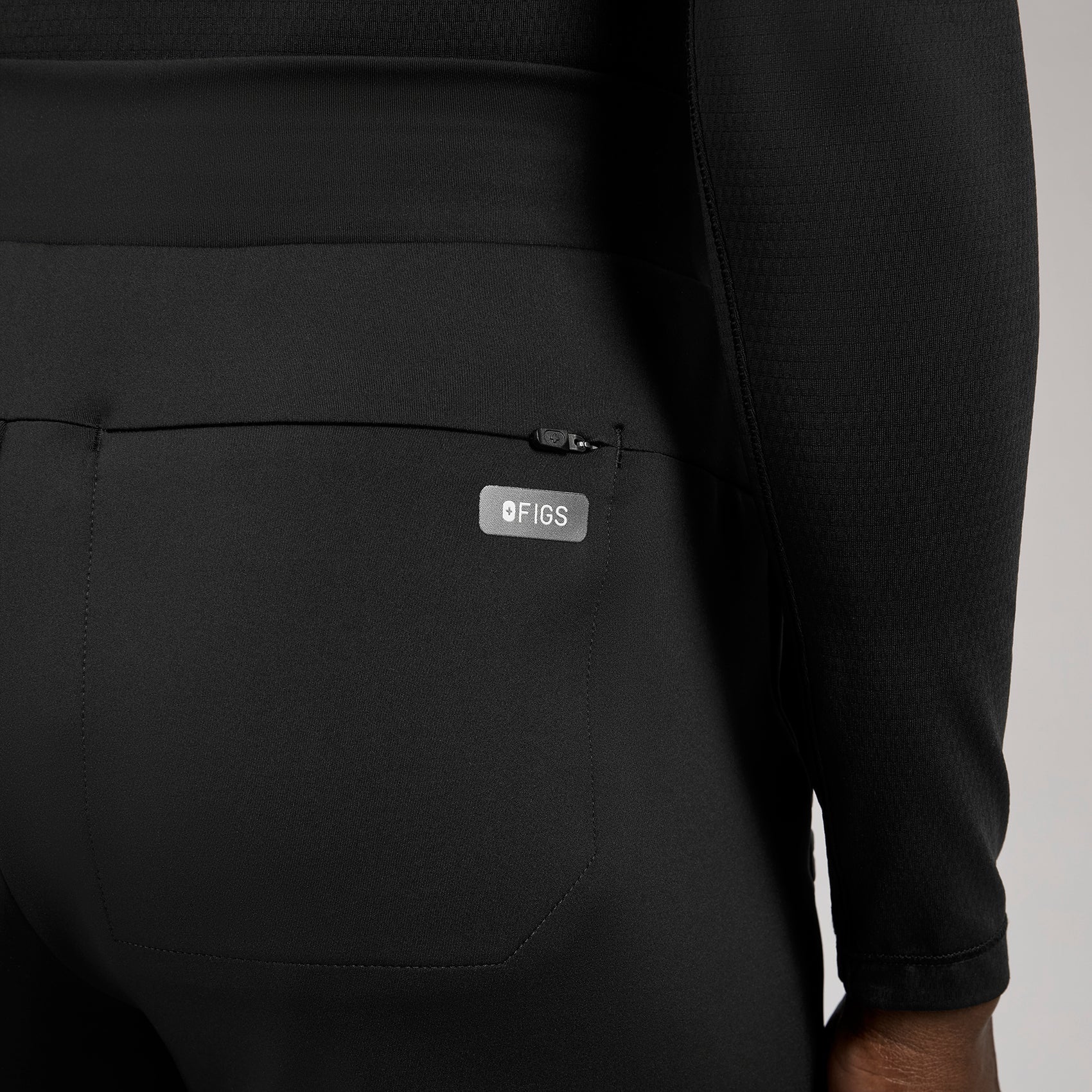 Piedra High-Rise Straight-Leg Scrub Pant - Black