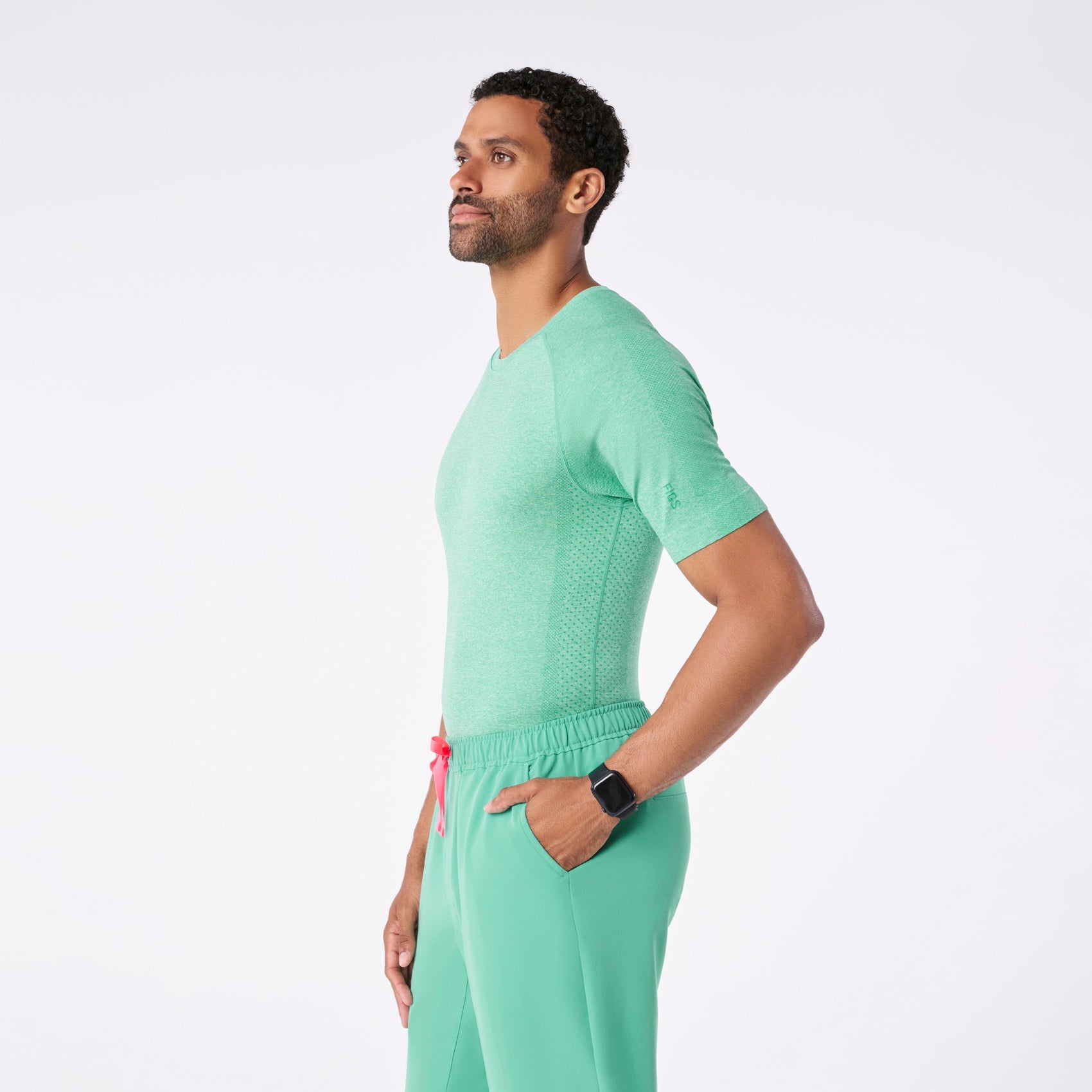 Makato Seamless Short-Sleeve Underscrub - Surgical Green