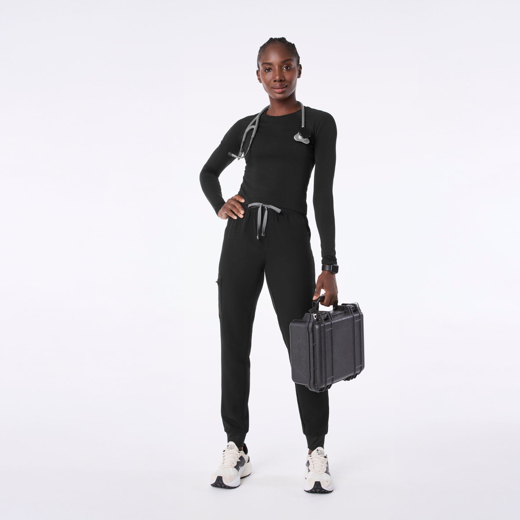 Salta Cropped Long-Sleeve Underscrub - Black