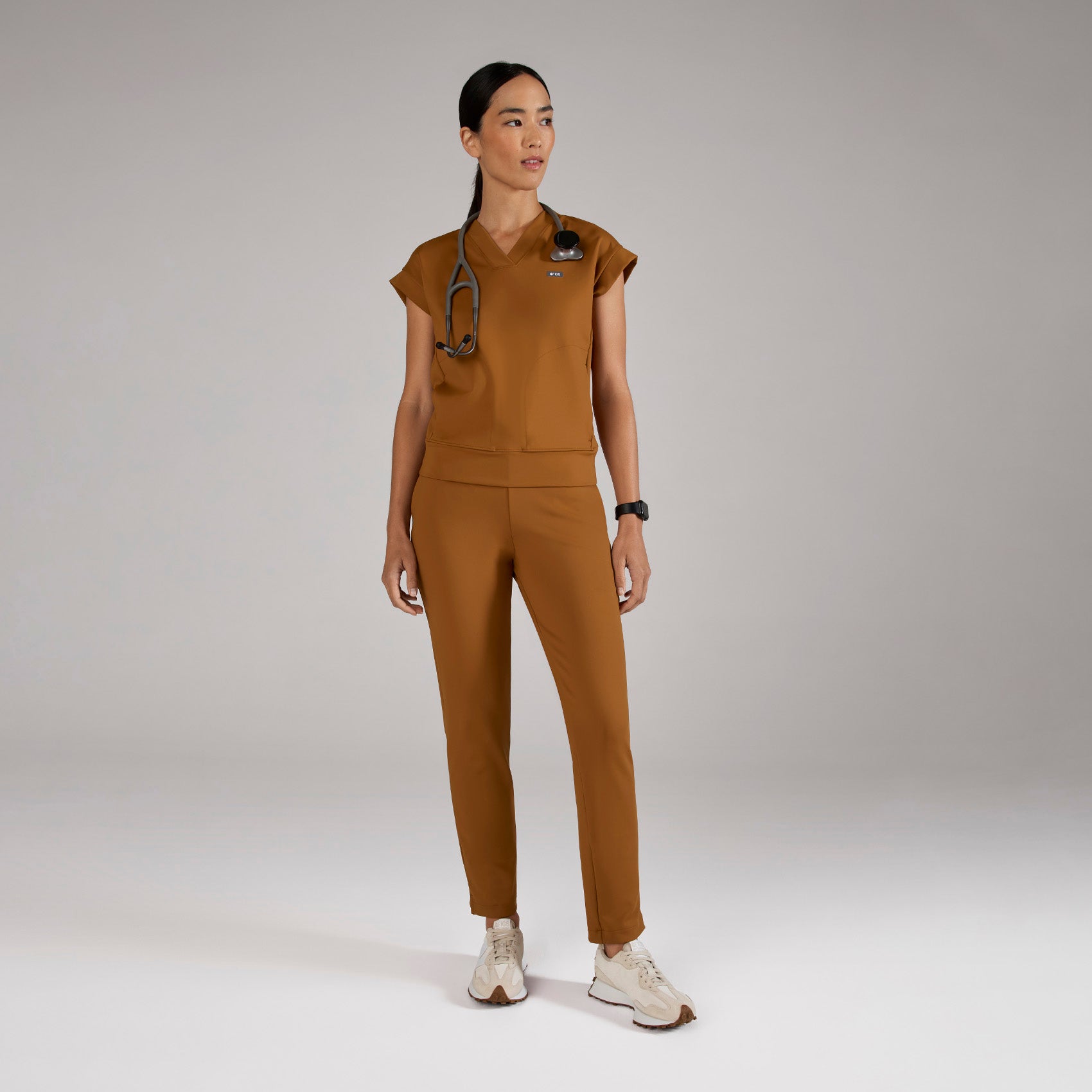 Mira Banded Scrub Top - Alder