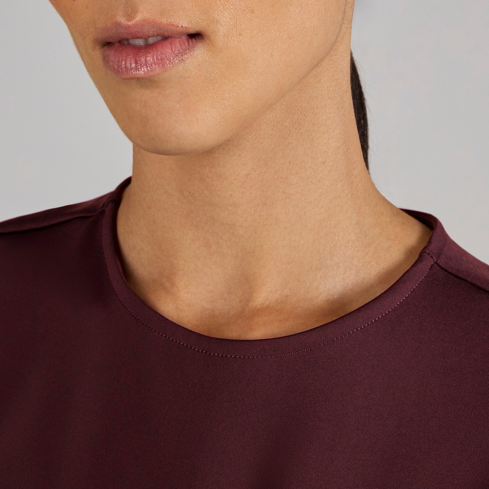 Alma Slim Crewneck Tunic Scrub Top - Burgundy