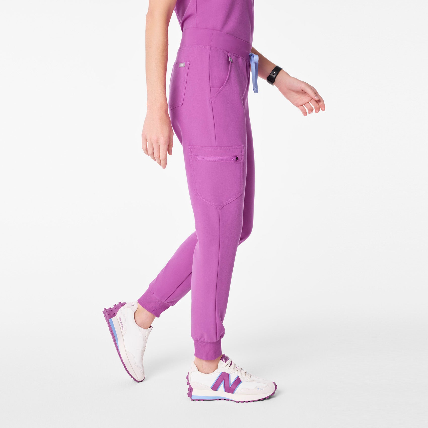 Zamora Jogger Scrub Pant™ - Ultraberry