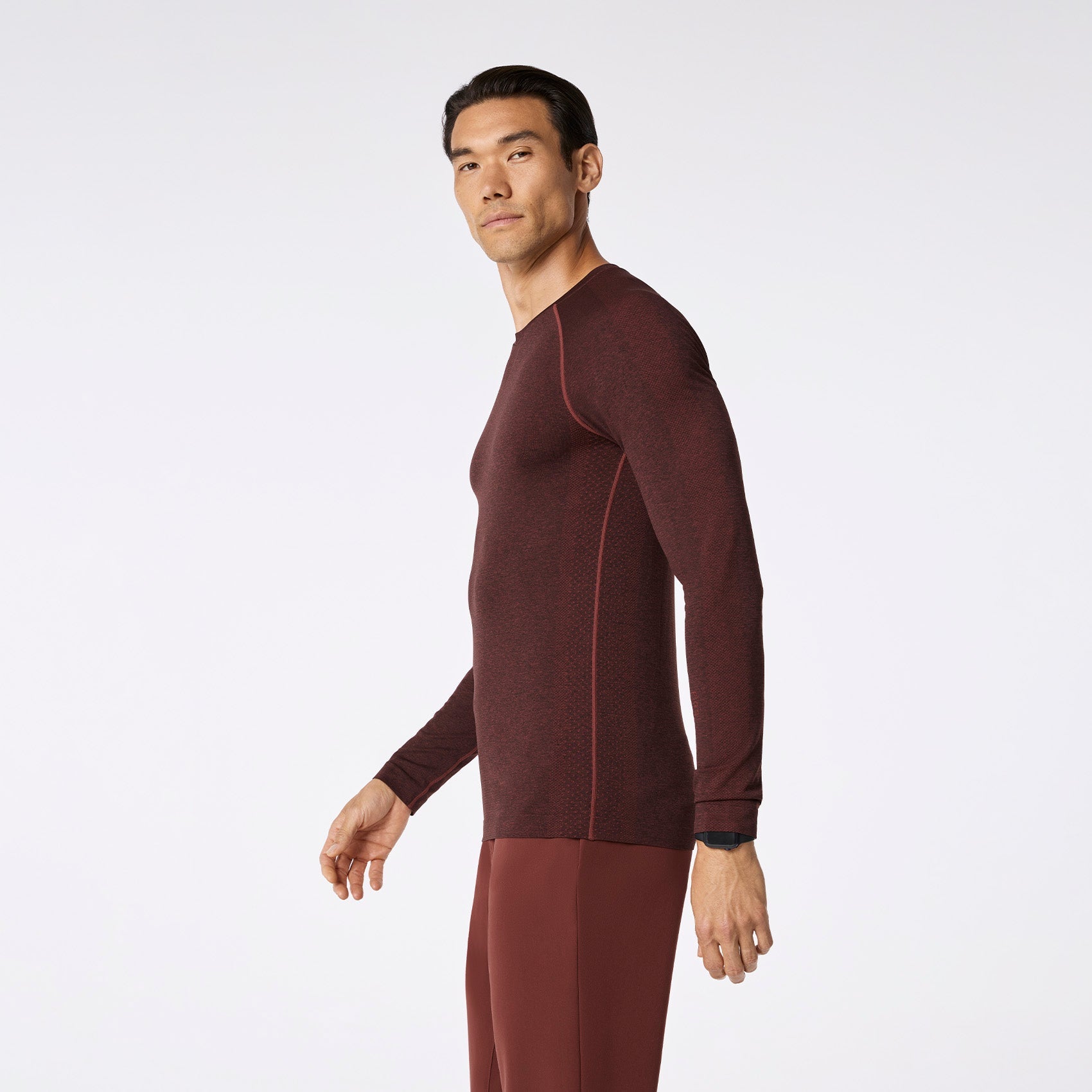 Makato Seamless Long-Sleeve Underscrub - Walnut