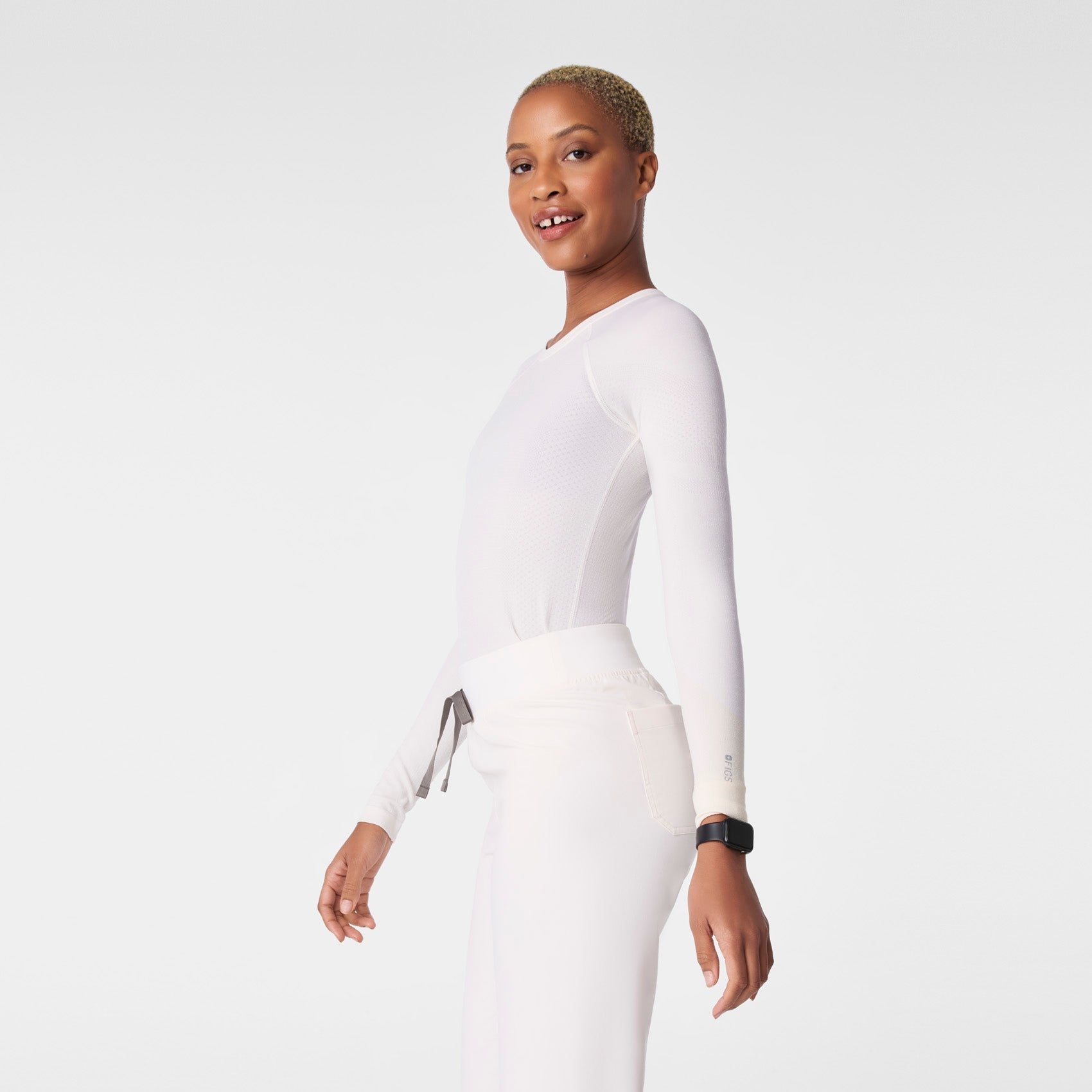 Salta Shimmer Long-Sleeve Underscrub - Off White