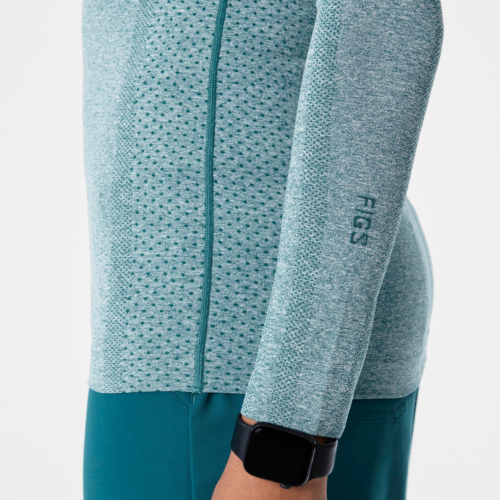 Salta Seamless Long-Sleeve Underscrub - Caribbean Blue