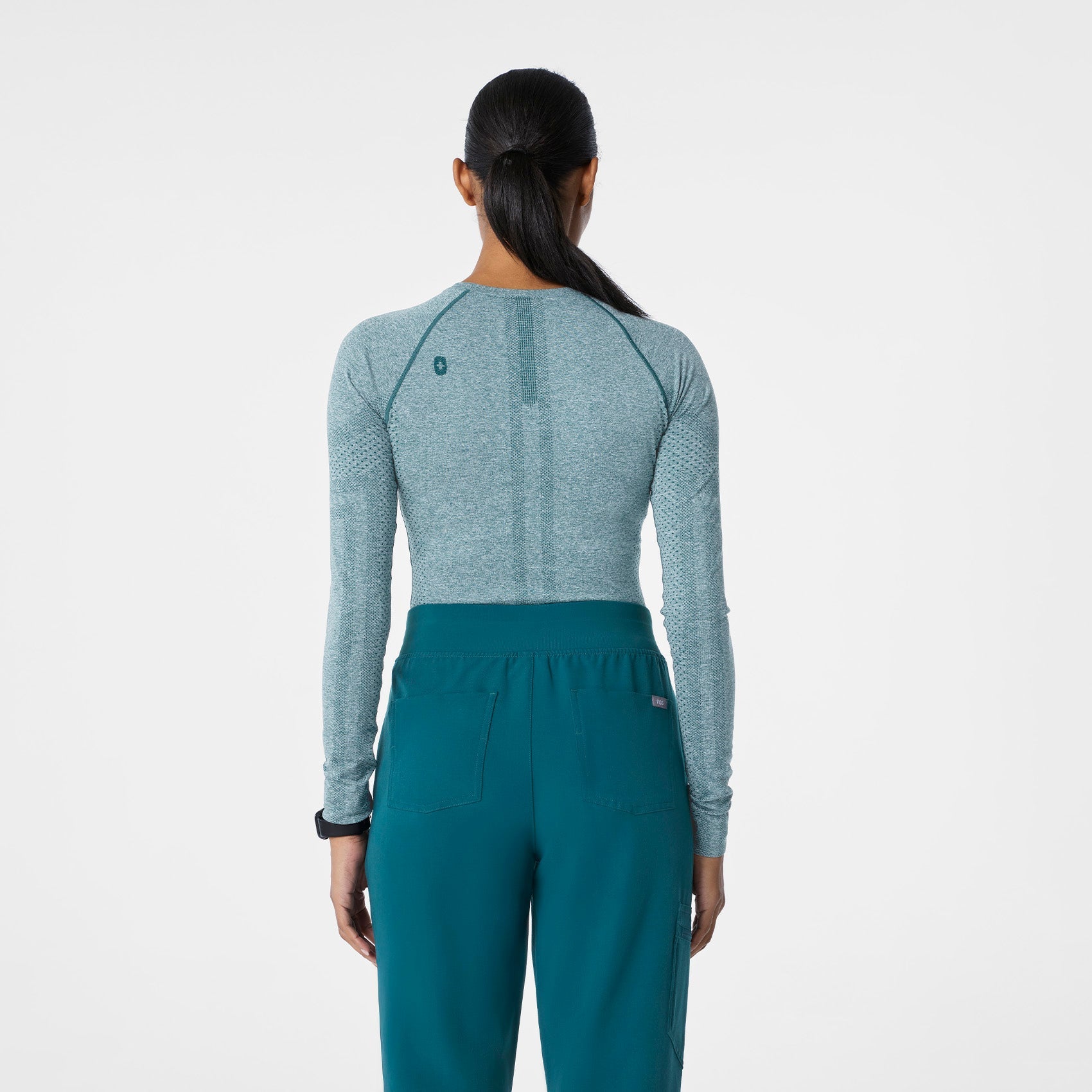 Salta Seamless Long-Sleeve Underscrub - Caribbean Blue