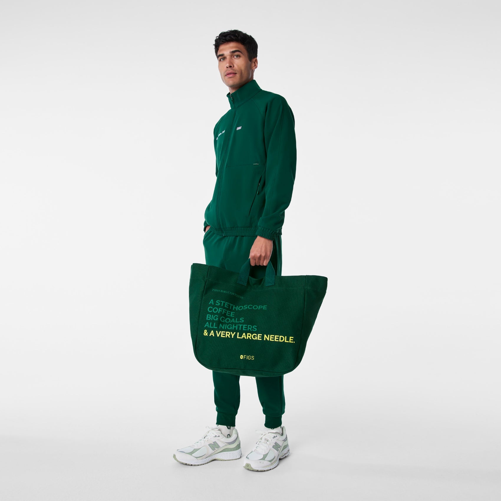 A Very Large Needle Detachable Strap Tote - Forest Green