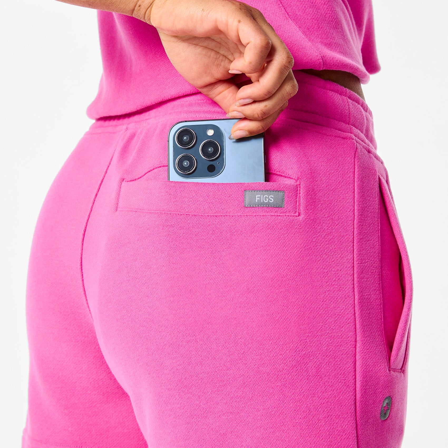 Evelyn Sweatshorts - Rapid Response Pink