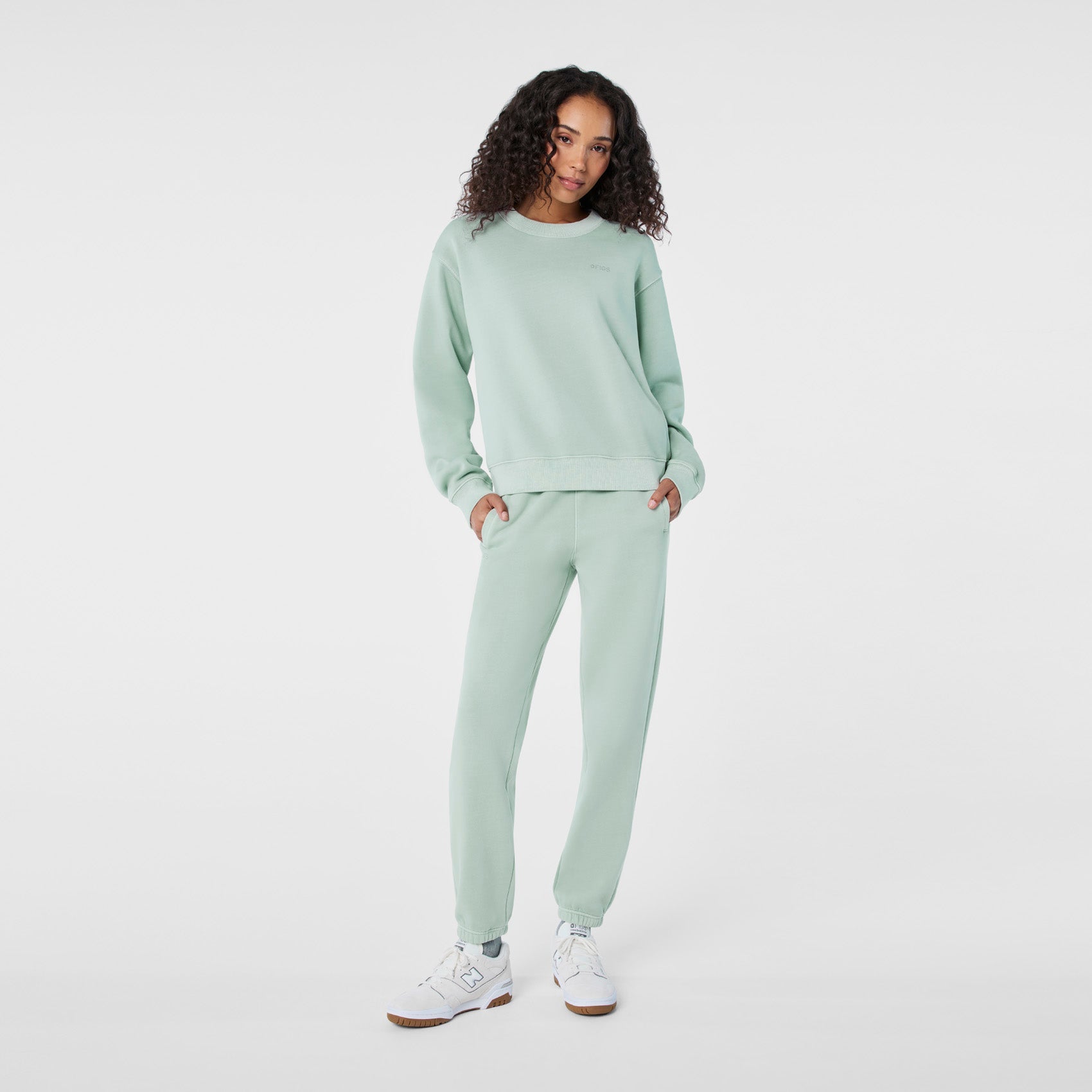 Hayden Vintage Wash Crewneck Sweatshirt - Soft Sage