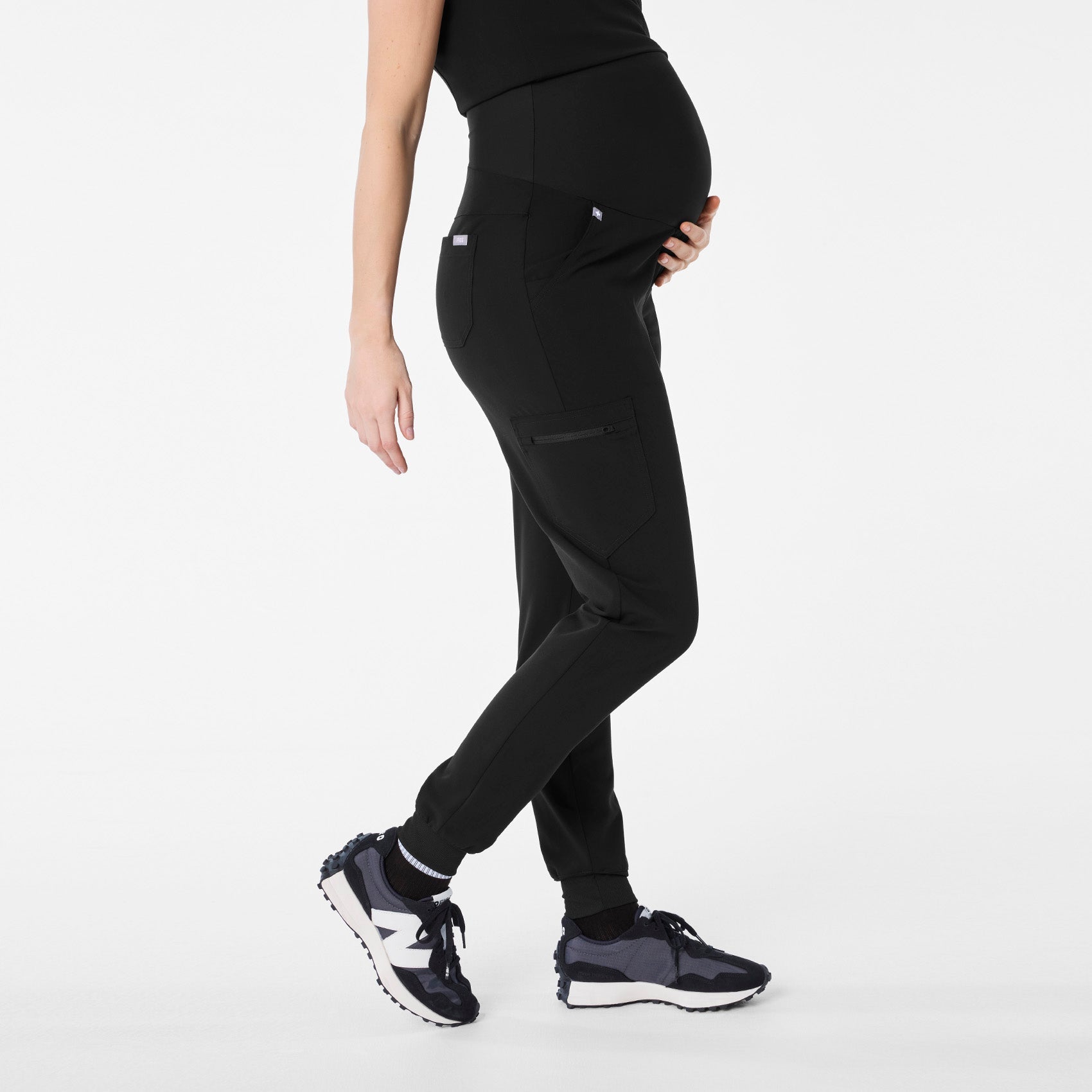  Zamora Maternity Jogger Scrub Pant - Black