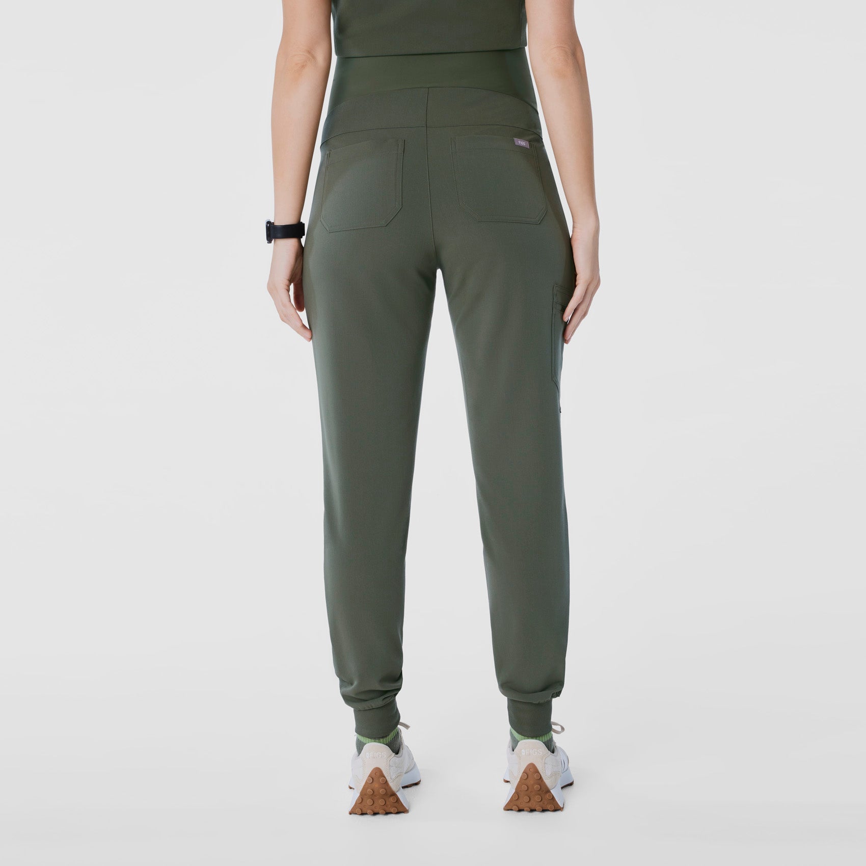  Zamora Maternity Jogger Scrub Pant - Moss