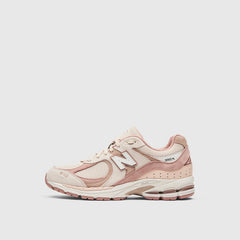 FIGS | New Balance 2002R - Cool Clay