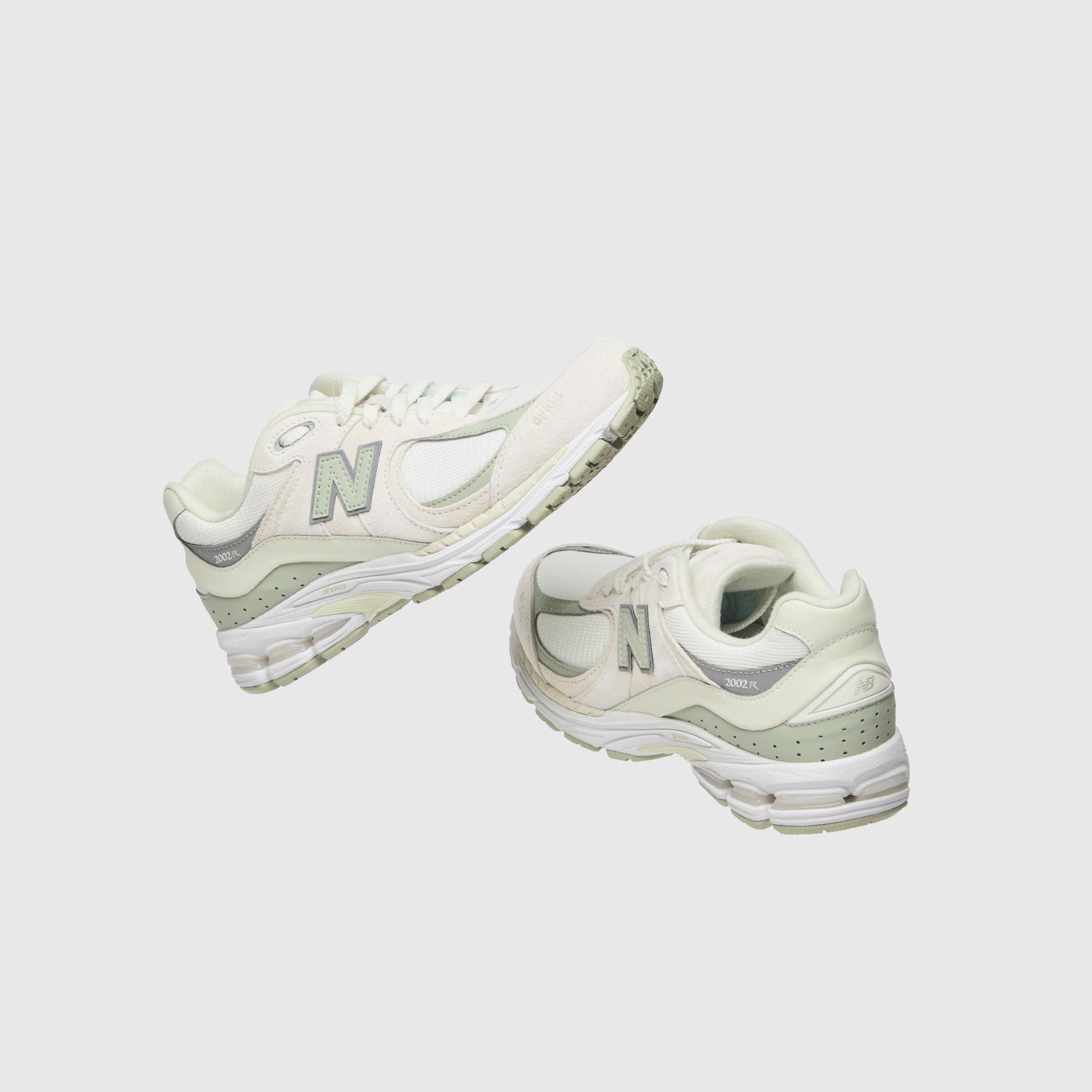 FIGS | New Balance 2002R - Sagewater