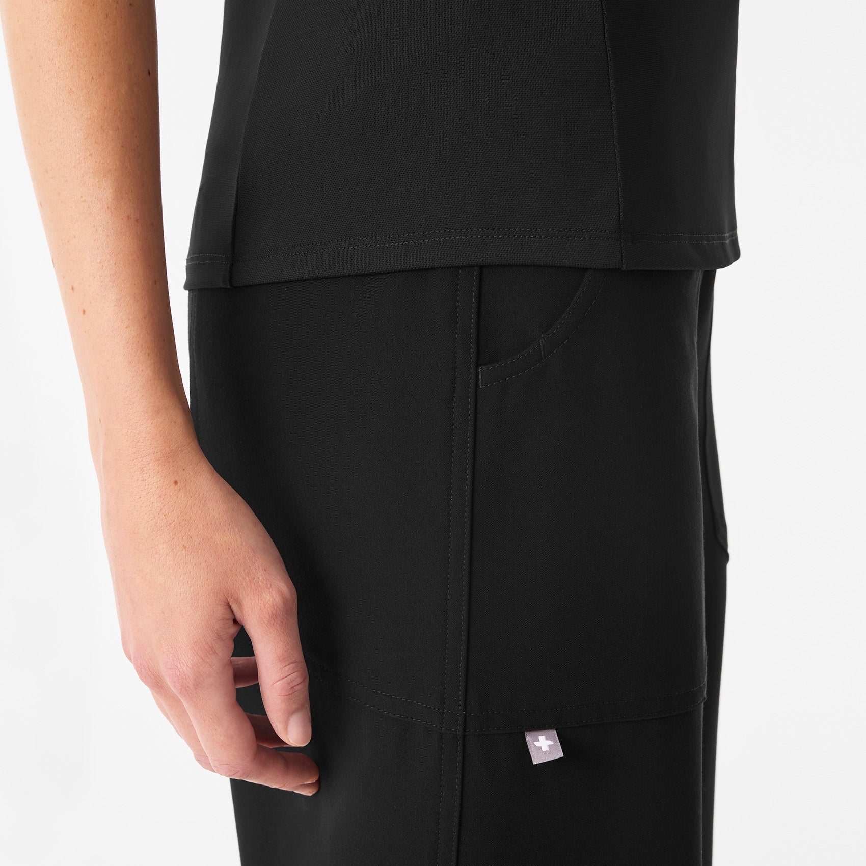 Bree Slim Scrub Top - Black