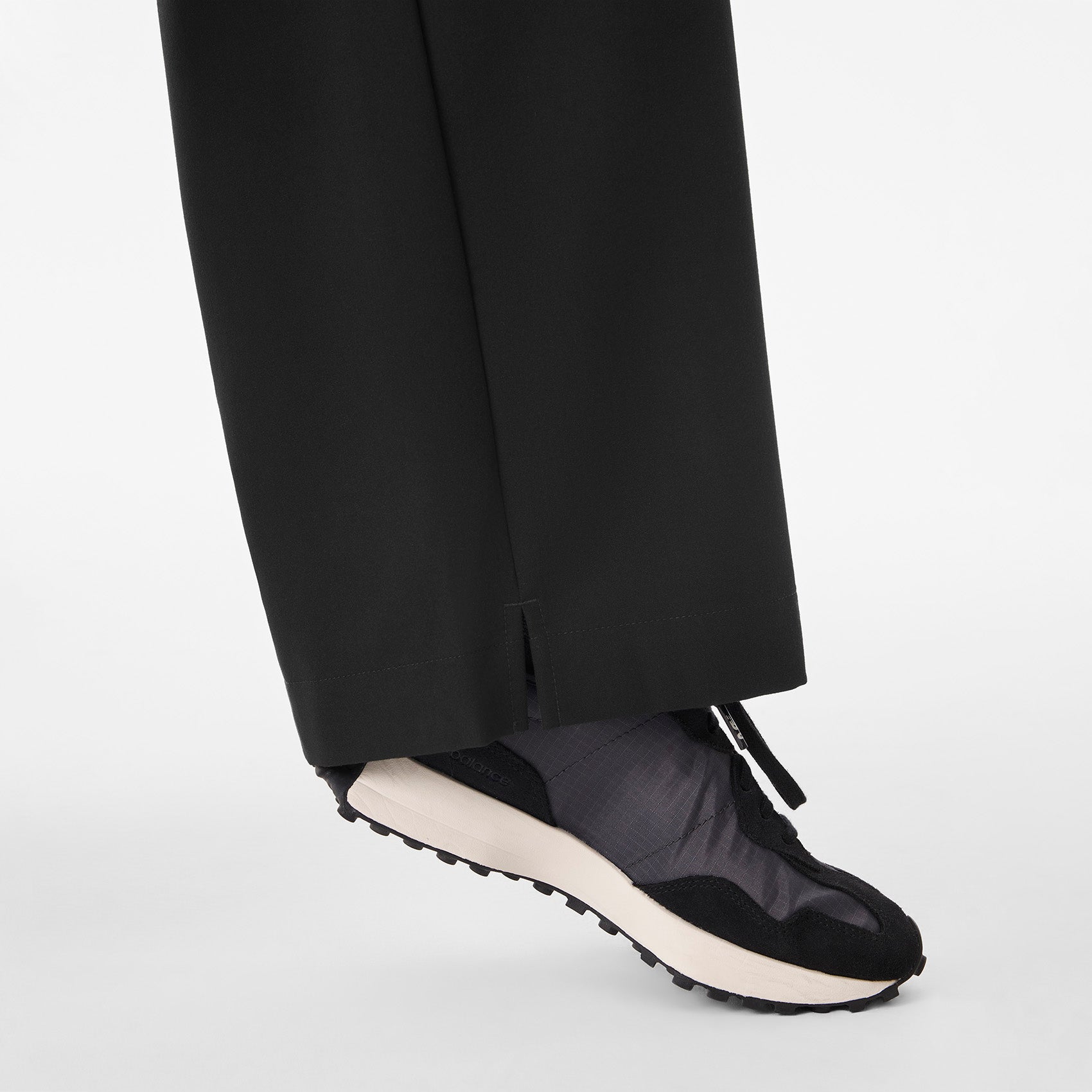 Shelby Ultra High-Rise Wide-Leg Scrub Pant - Black