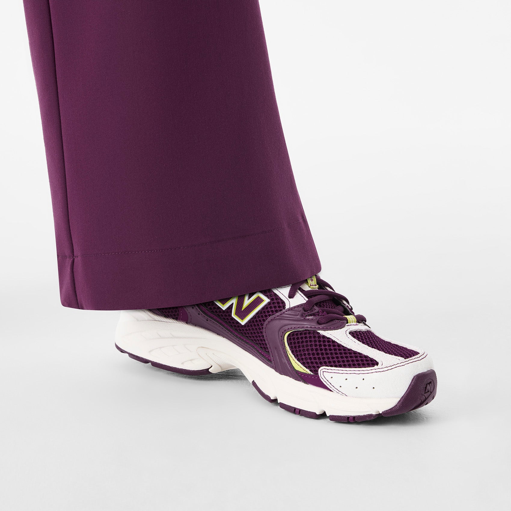 Isabel High-Rise Wide-Leg Scrub Pant - Deep Purple