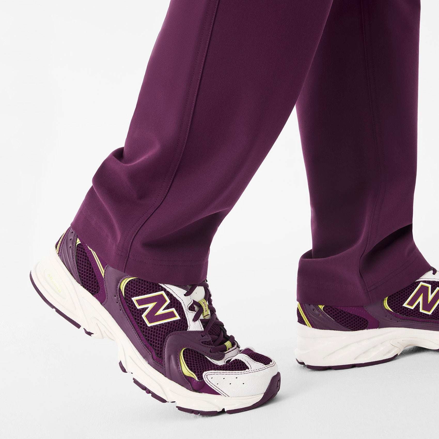 FIGS | New Balance 530 - Deep Purple