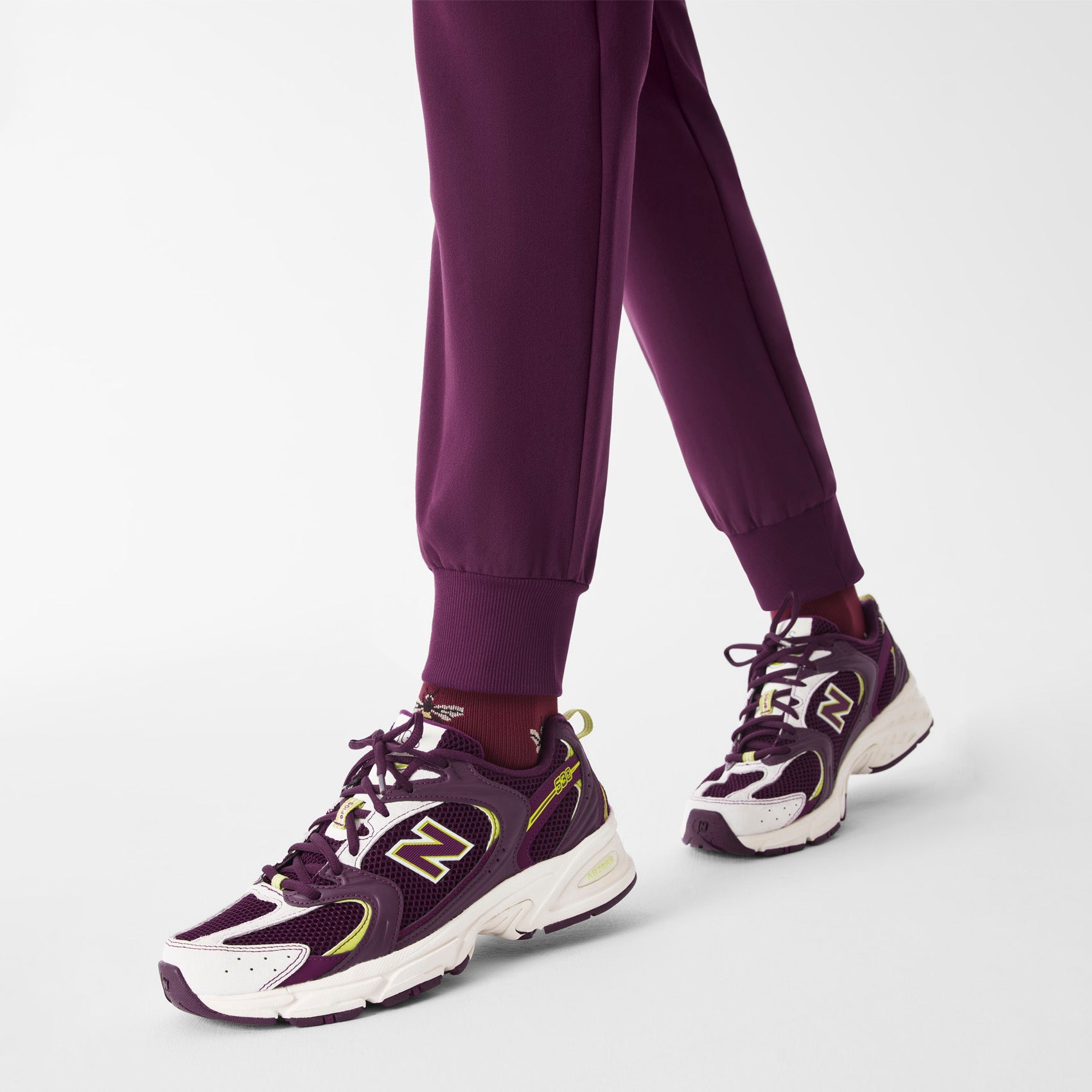FIGS | New Balance 530 - Deep Purple