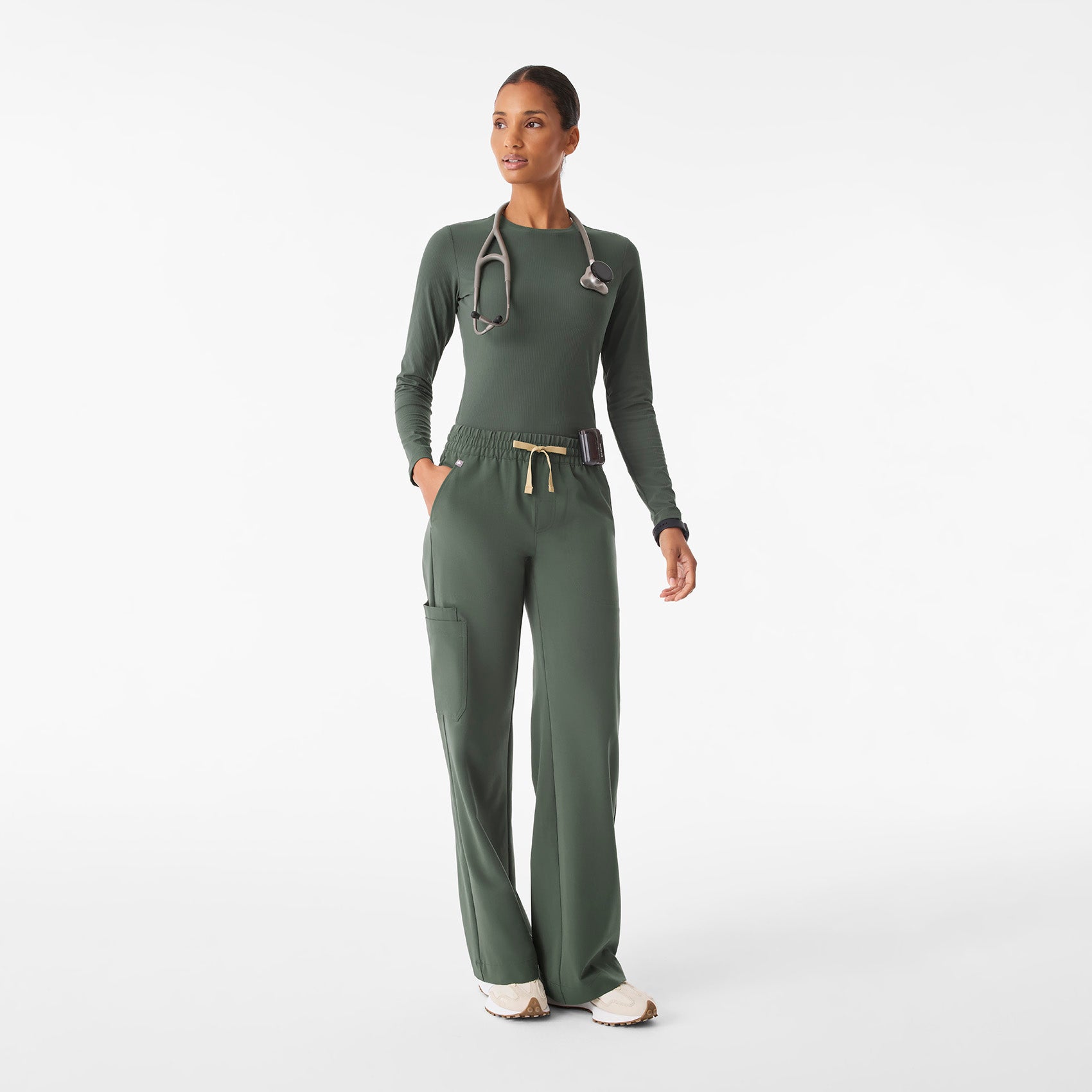 Isabel Ruched Wide-Leg Scrub Pant - Moss