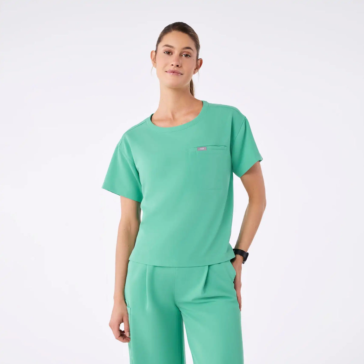 Cabral Relaxed Crew-neck Scrub Top