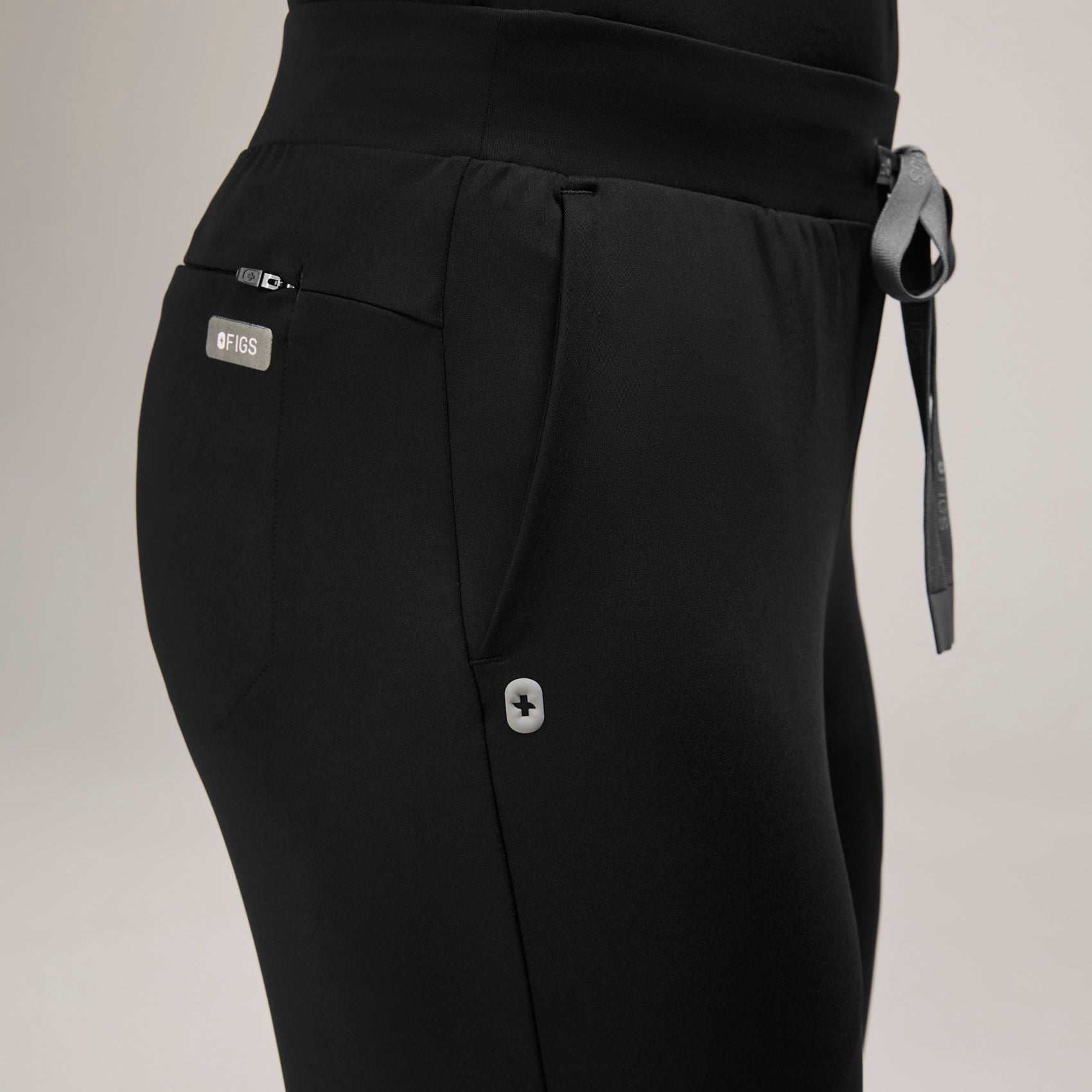 Tena Slim Tapered Scrub Pant - Black