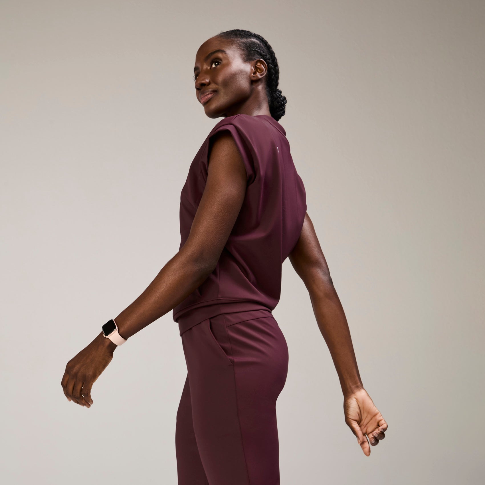 Mira Banded Scrub Top - Burgundy