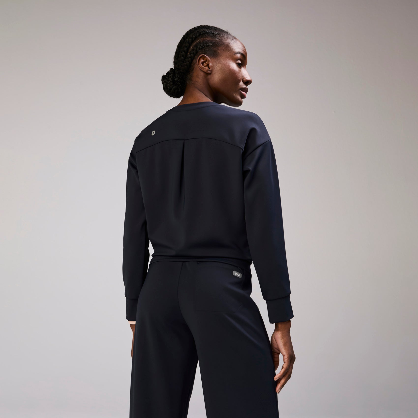 Cornelia Long-Sleeve Scrub Top - Navy
