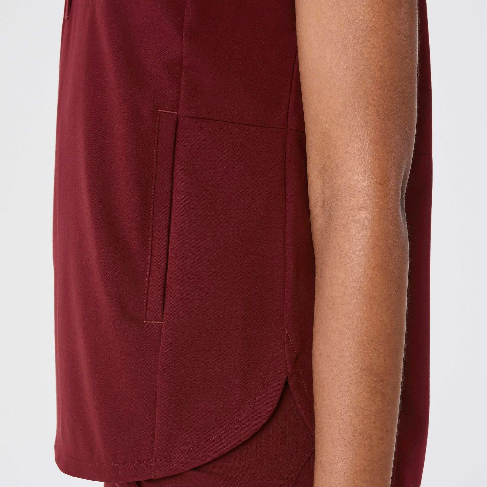 Montex Relaxed Scrub Top - Burgundy