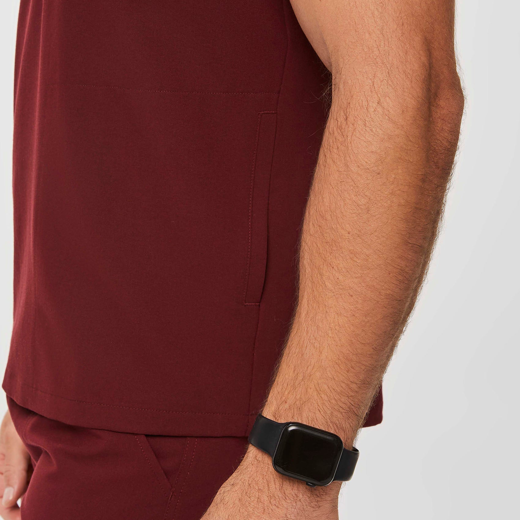 Chisec Scrub Top™ - Burgundy