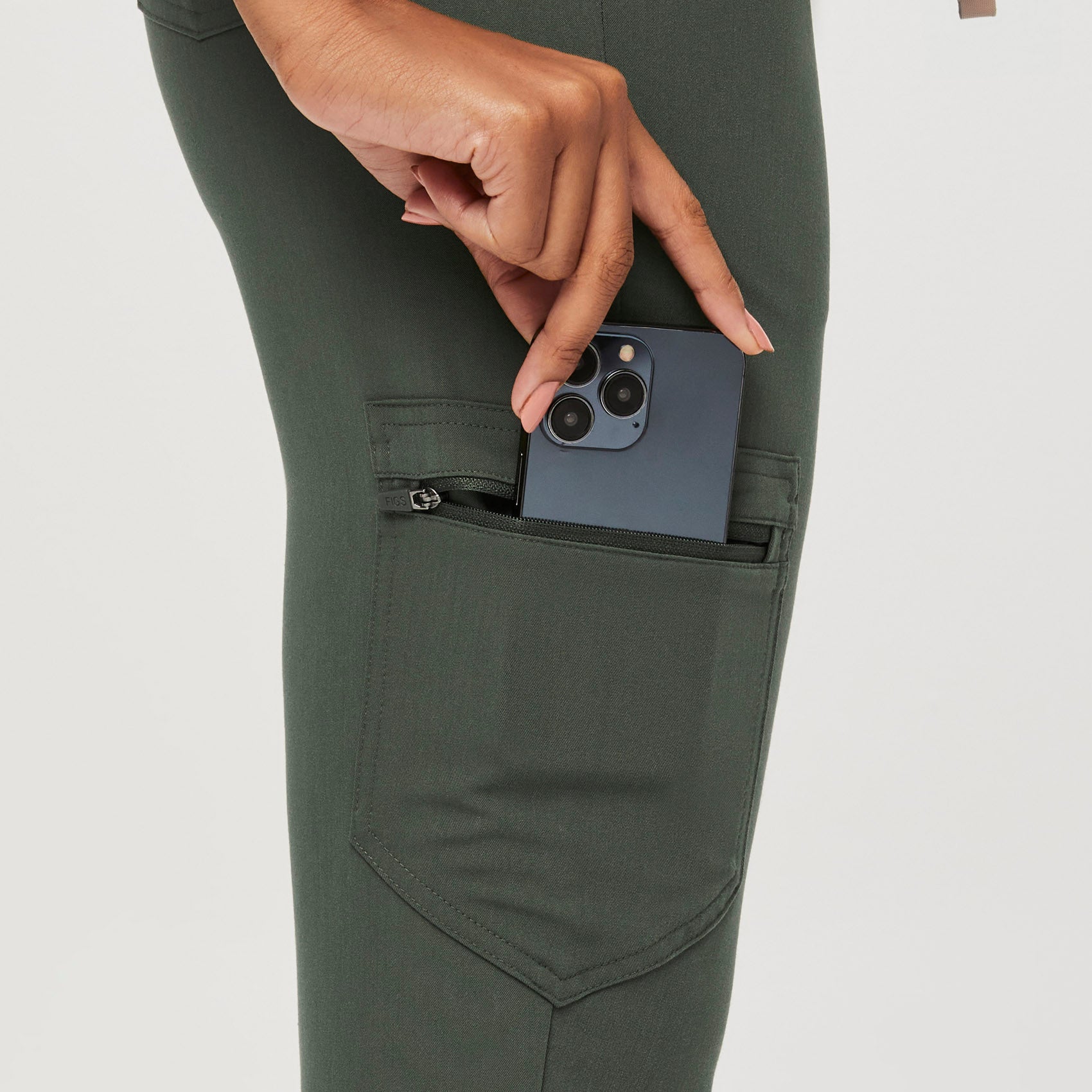 Zamora High-Rise Jogger Scrub Pant™ - Moss