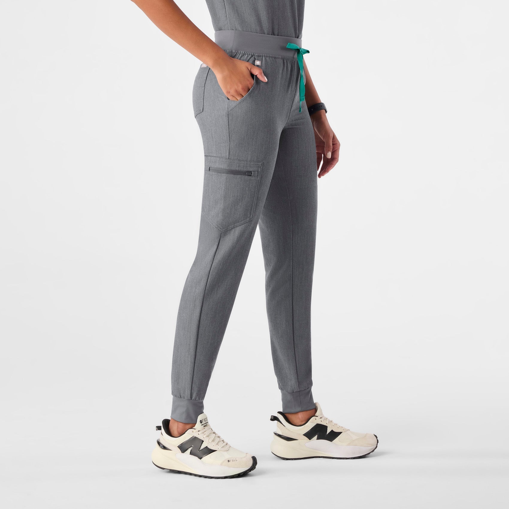 Zamora Jogger Scrub Pant™ - Graphite